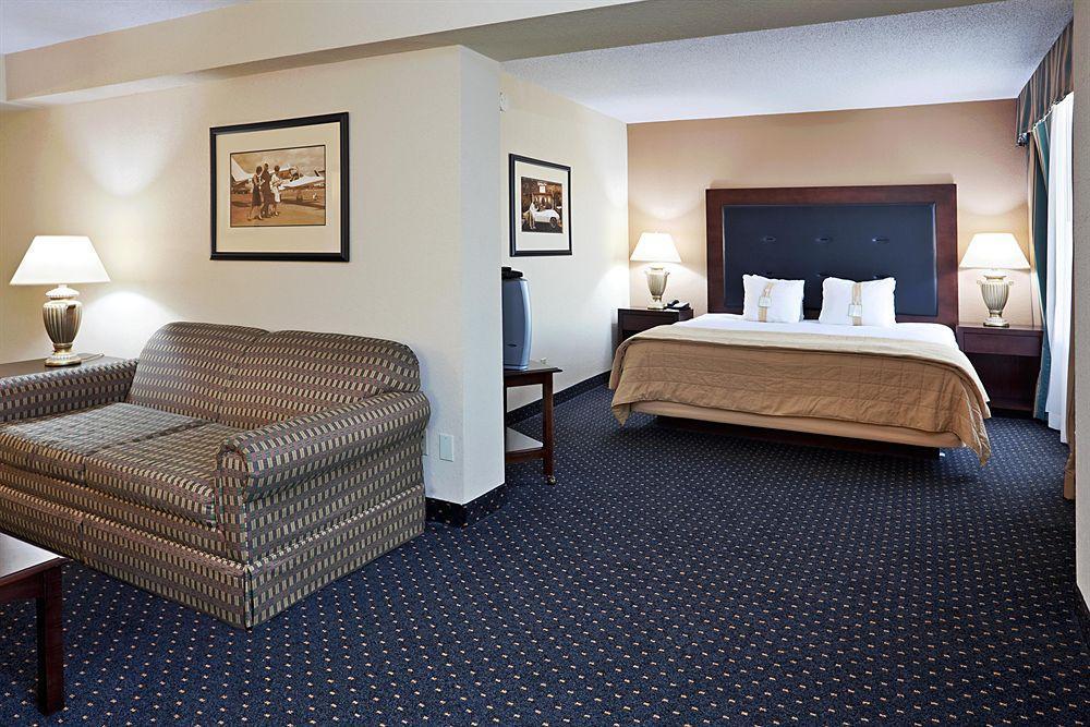 Doubletree By Hilton Winston Salem - University, Nc Zimmer foto